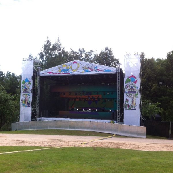 scena-12x10-radistai